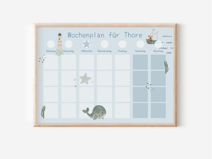 Magnetboard Wochenplan "Seaside" personalisiert für Kinder, 246 Routine Karten, Neodym-Magnete, Montessori Routineplan von Familie Nordstern